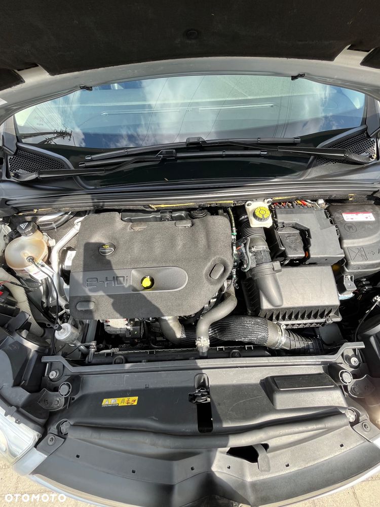 Citroën C4 HDi 150 Exclusive - 36