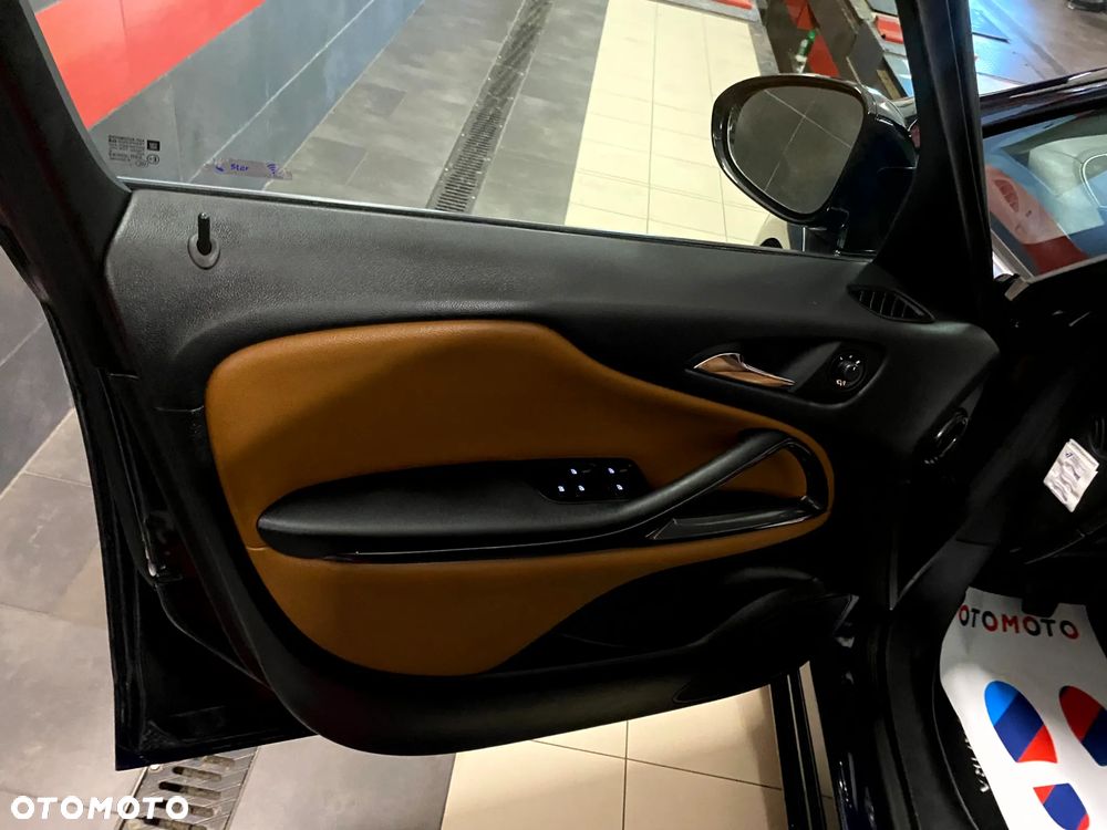 Opel Zafira 1.4 T Cosmo - 14