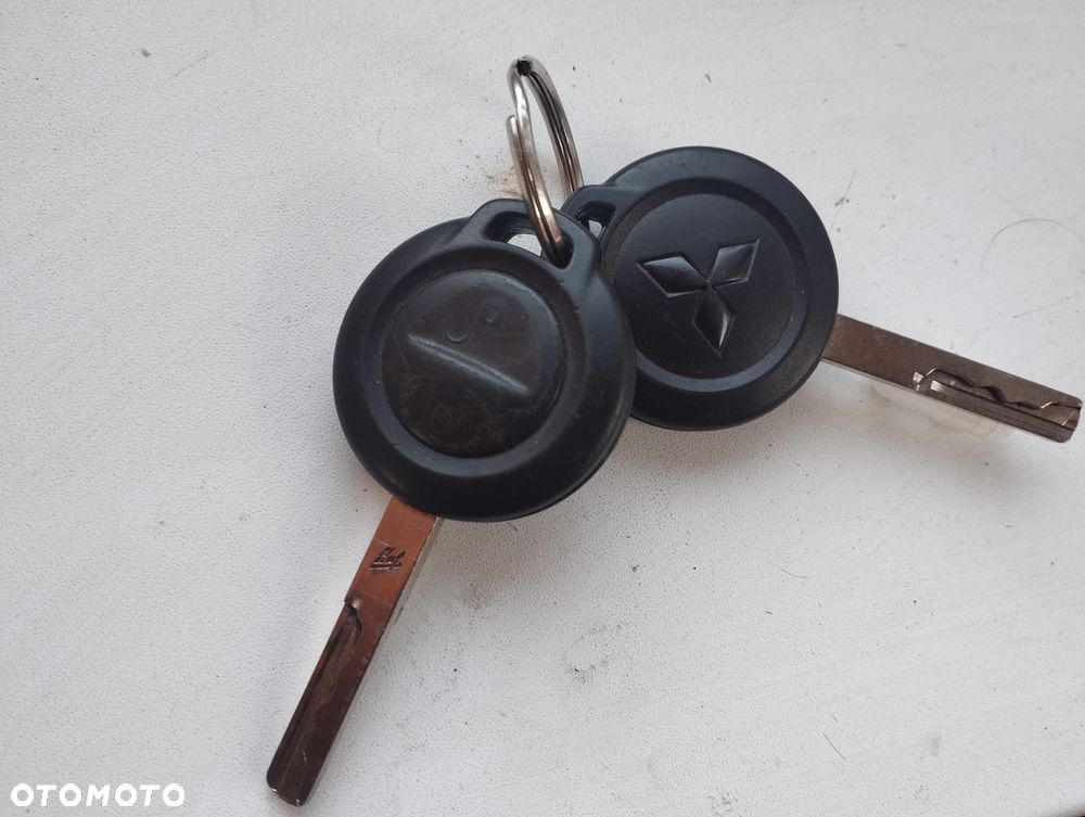 Mitsubishi Colt 1.5 - 16