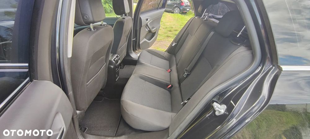 Opel Insignia - 8
