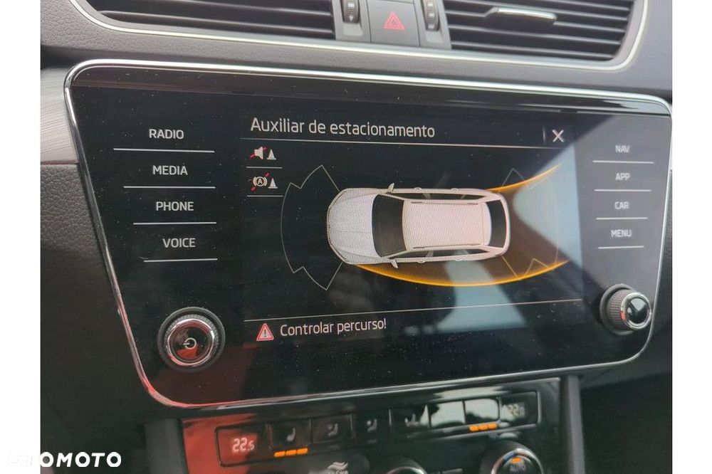 Skoda Superb 2.0 TDI SCR Ambition DSG - 8