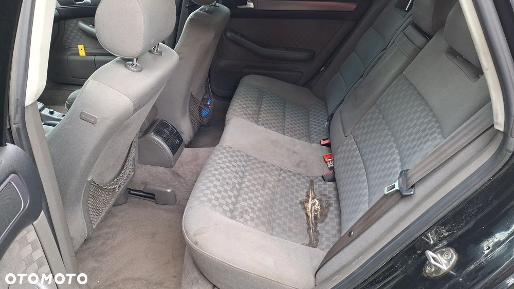 Audi A6 Avant 2.5 TDI - 7