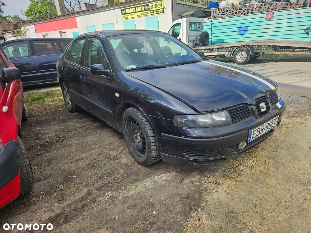czarny seat Toledo 2 1.6 16 v na części - 2