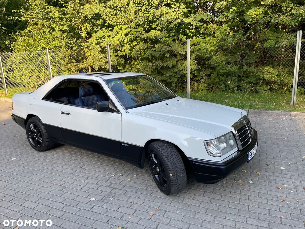 Mercedes-Benz W124 (1984-1993) - 1