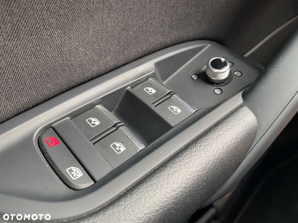 Audi Q5 35 TDI mHEV Advanced S tronic - 24