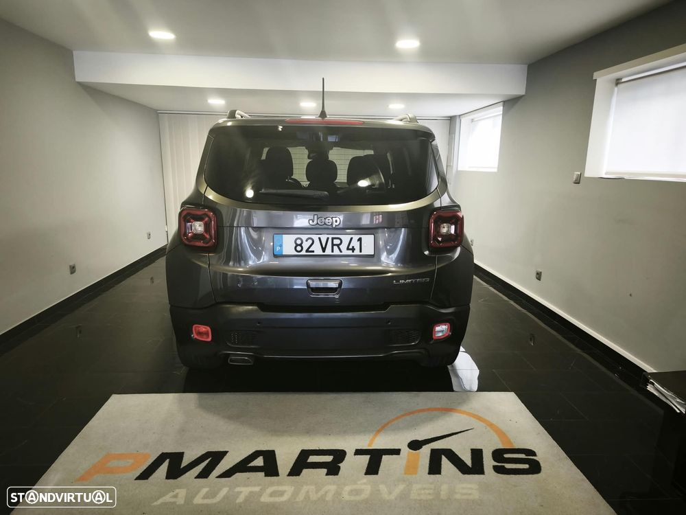 Jeep Renegade - 16