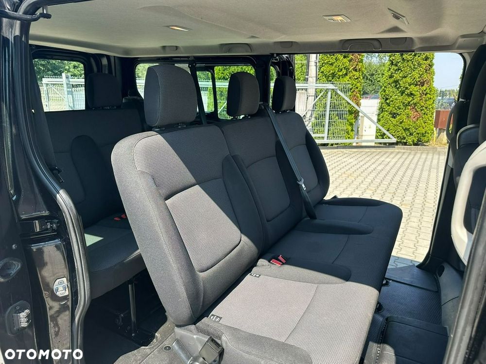 Renault Trafic - 16