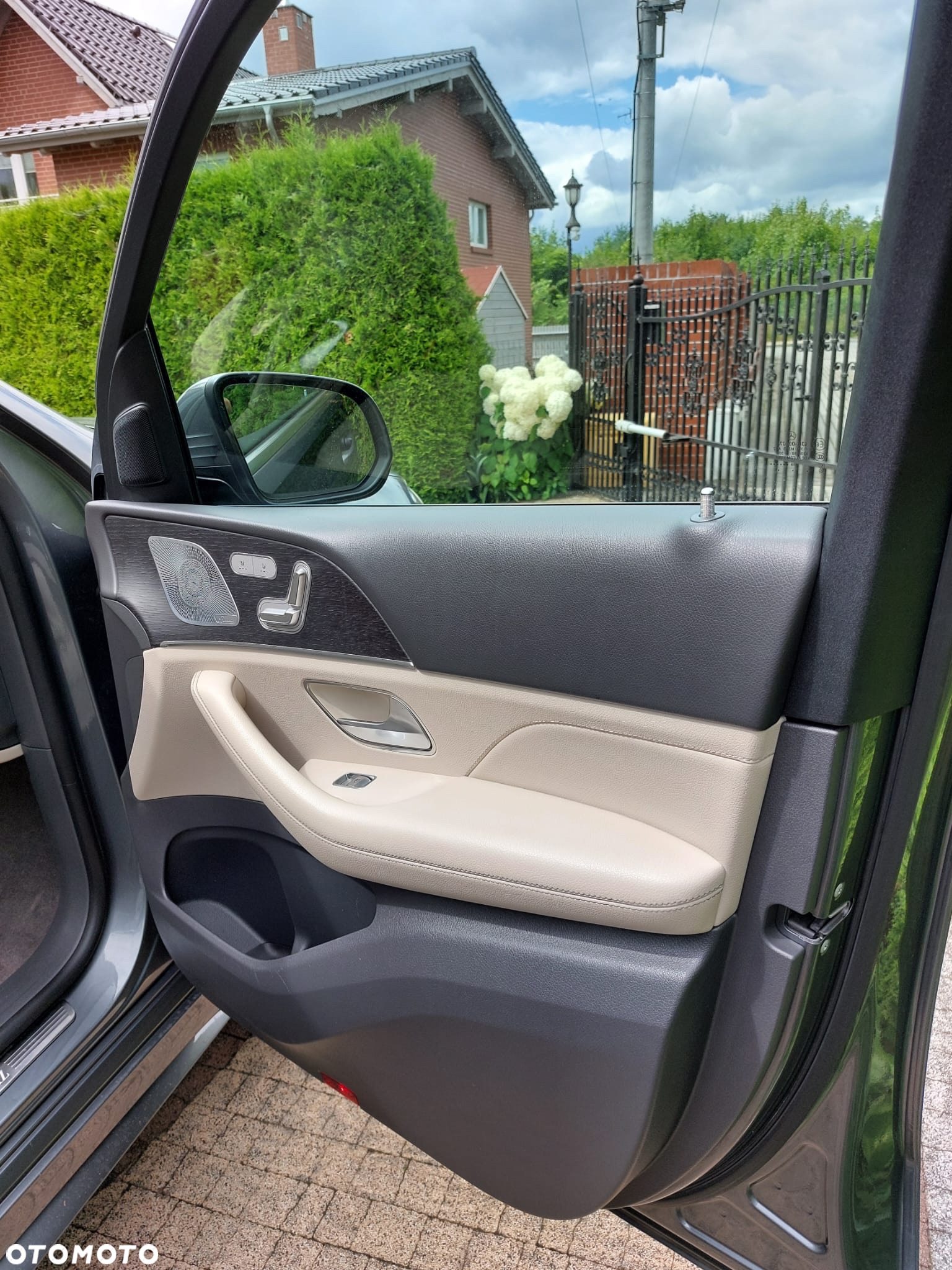 Mercedes-Benz GLE 300 d 4-Matic - 9