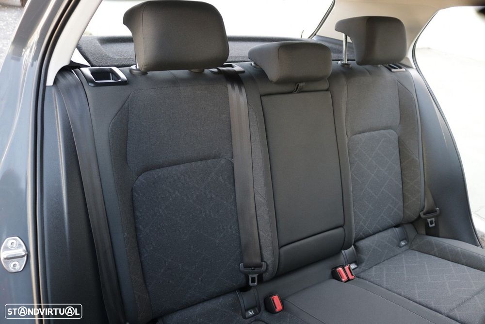 VW Golf 2.0 TDI Life - 21