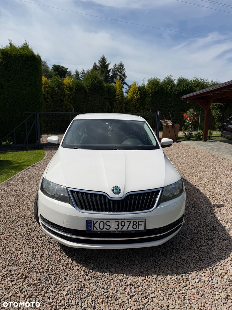 Skoda RAPID 1.2 TSI Active - 16