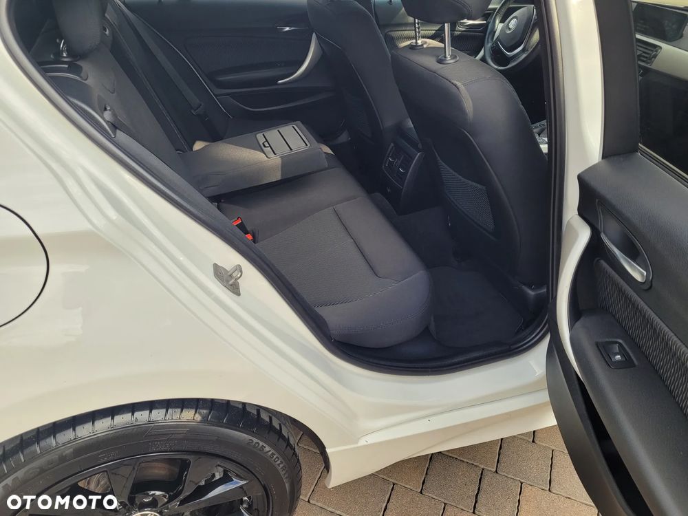 BMW Seria 1 118d xDrive Edition M Sport Shadow - 7