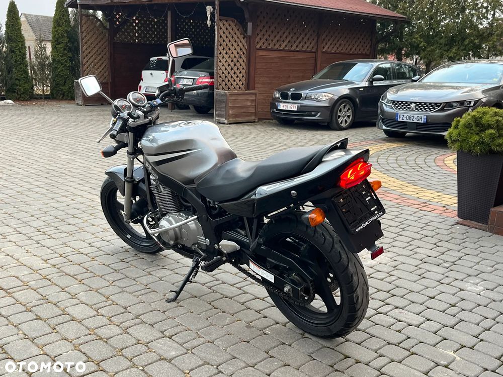 Suzuki GS - 5