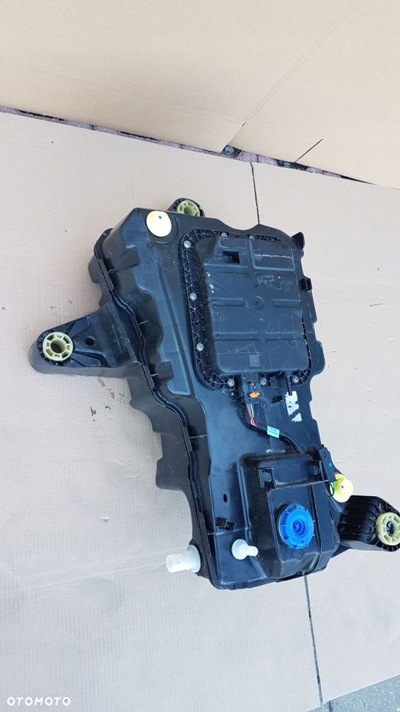 ZBIORNIK ADBLUE CITROEN BERLINGO PEUGEOT PARTNER RIFTER - 4