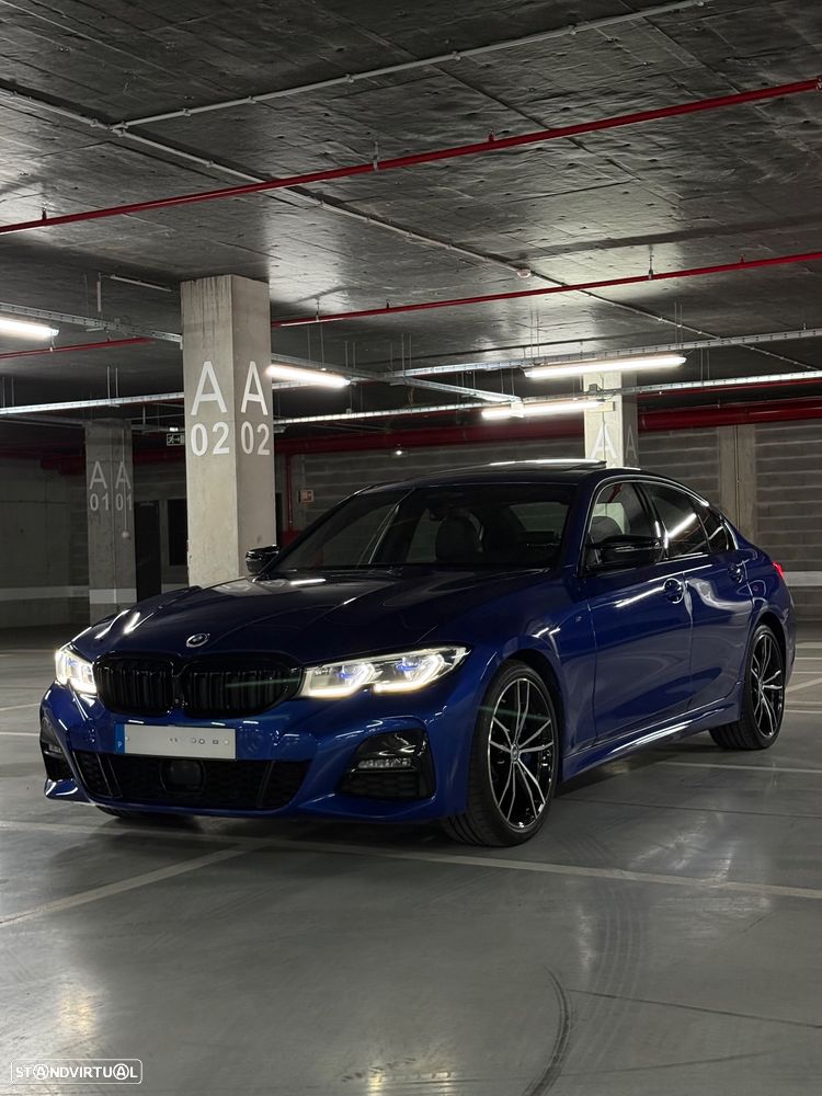 BMW 330 i Pack M Auto - 2