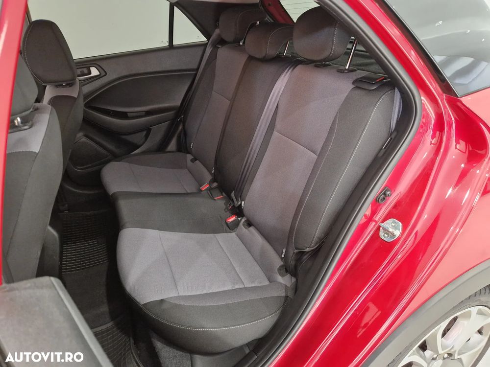 Hyundai i20 - 14