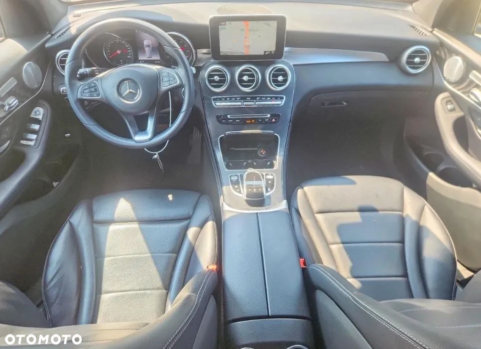 Mercedes-Benz GLC 300 4-Matic - 8
