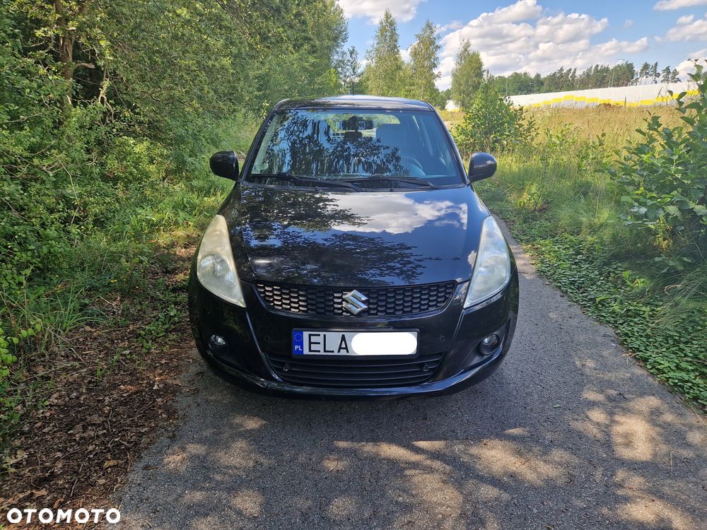 Suzuki Swift 1.2 Premium - 2