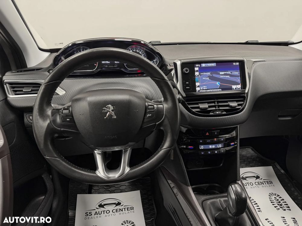 Peugeot 2008 PureTech 82 Style - 25