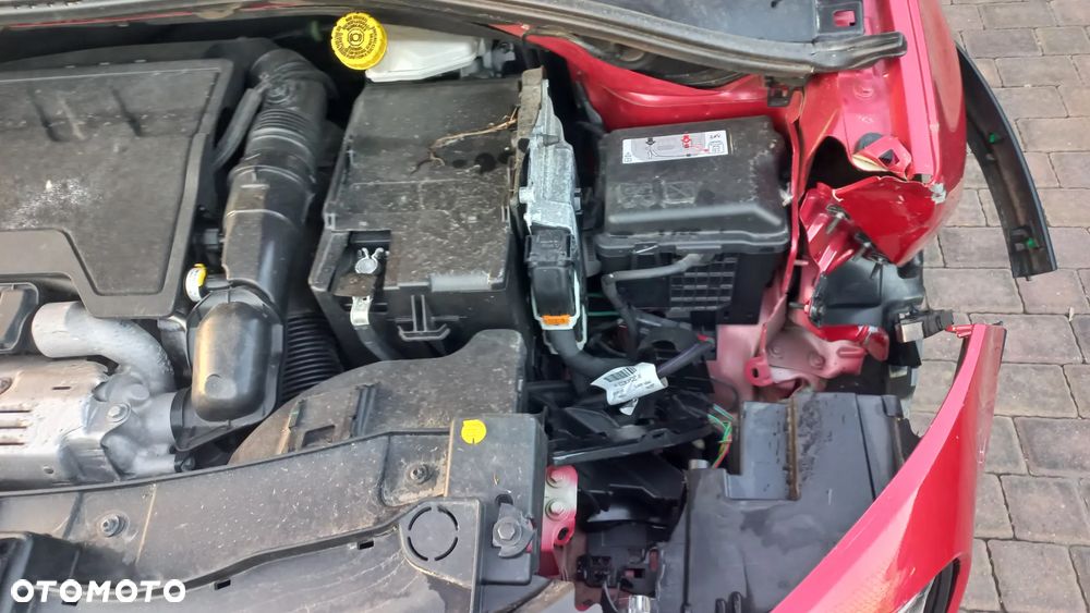 Citroën C3 Pure Tech 110 S&S EAT6 SHINE - 10