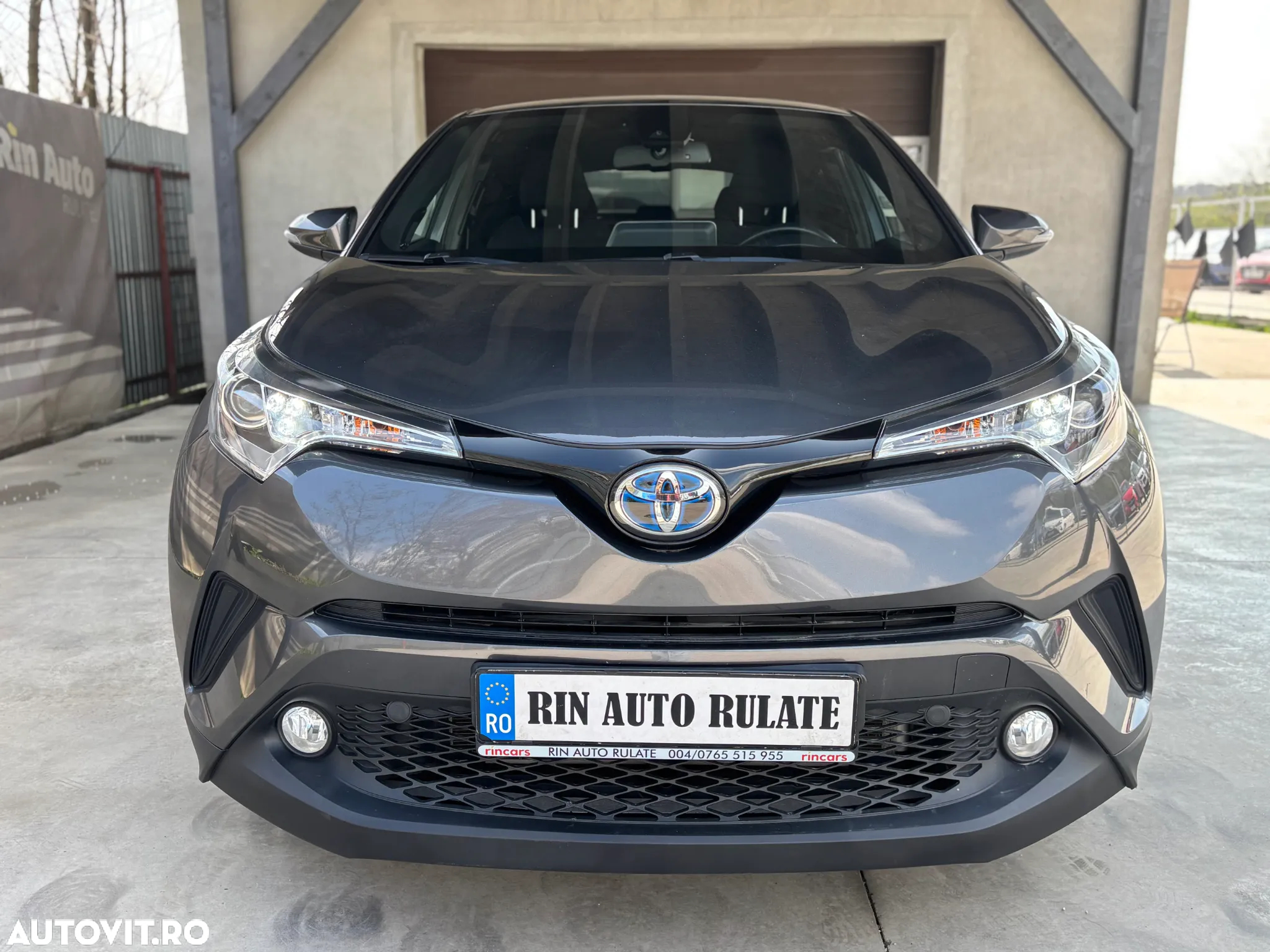 Toyota C-HR - 3