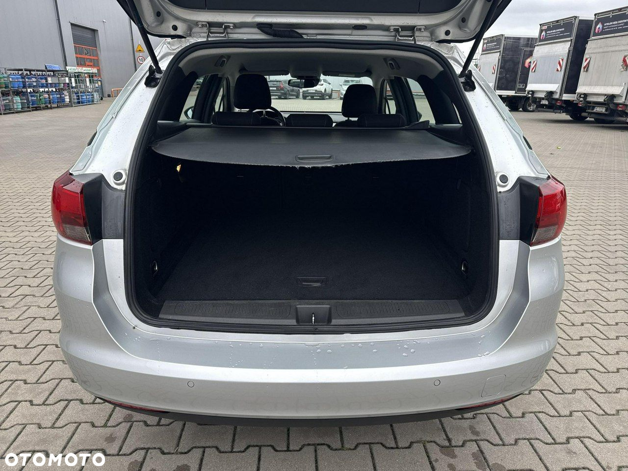 Opel Astra V 1.4 T Edition S&S - 16