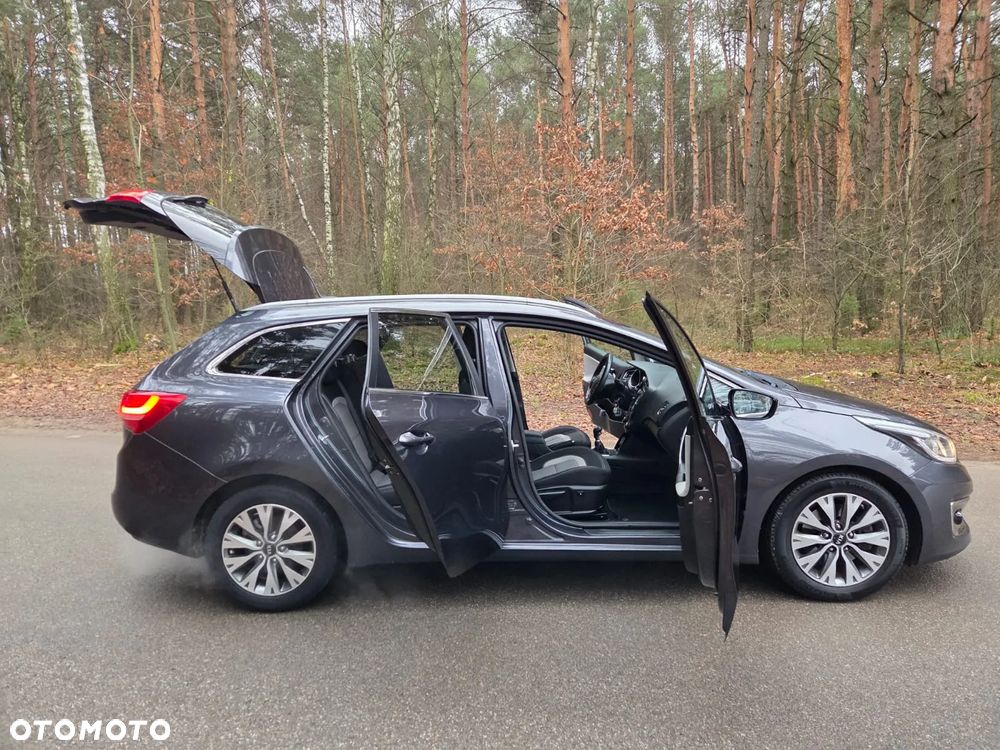 Kia Ceed 1.6 GDI Platinum Edition - 7