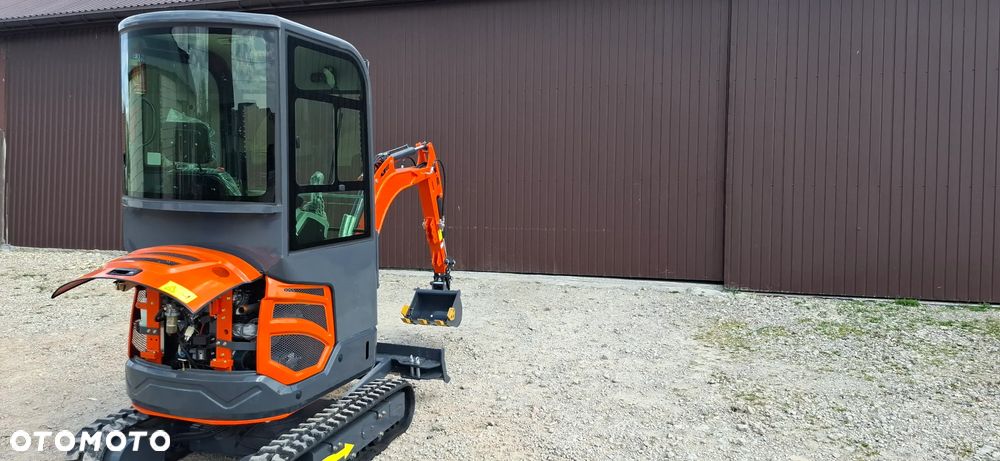 Inny Minikoparka Gąsienicowa EX18 z Silnikiem Kubota - 2