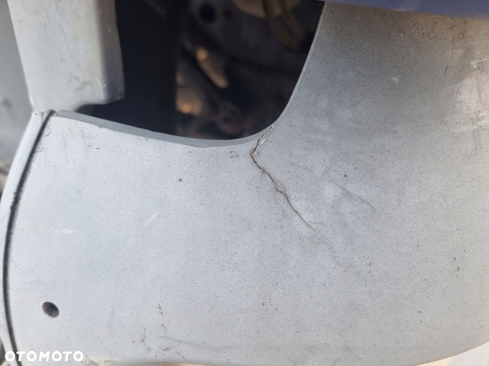 ZDERZAK PLASTIKOWY PAS PRZEDNI GRILL DAF 45 , 55 LF - 4