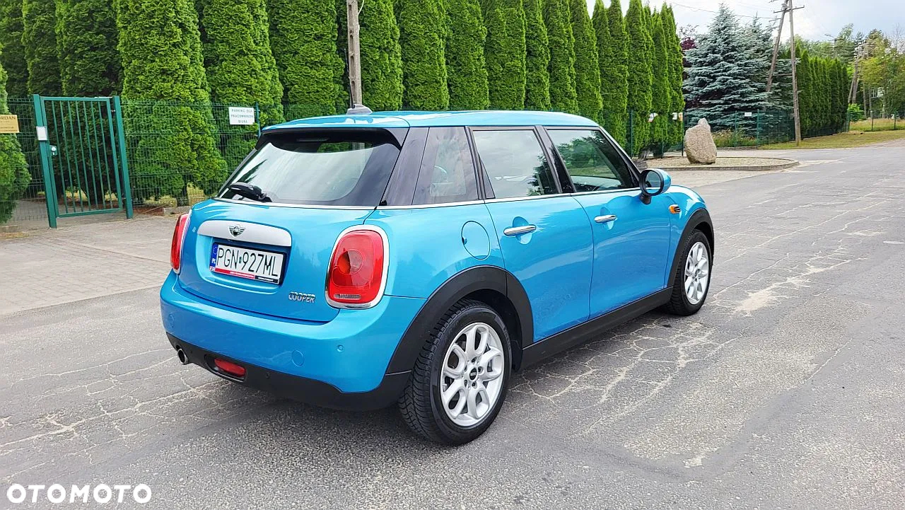 MINI Cooper Seven Chili - 13
