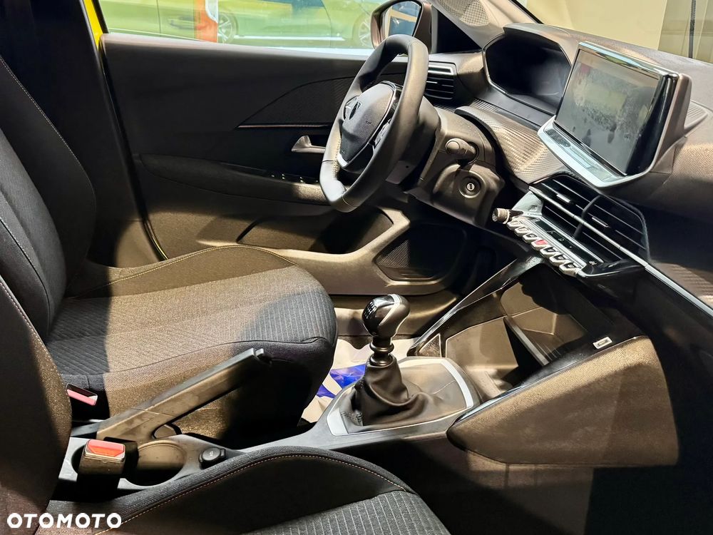 Peugeot 208 1.2 PureTech Style S&S - 10