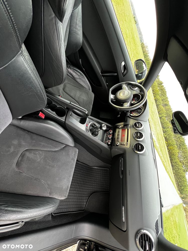 Audi TT Coupé 2.0 TDI quattro - 17