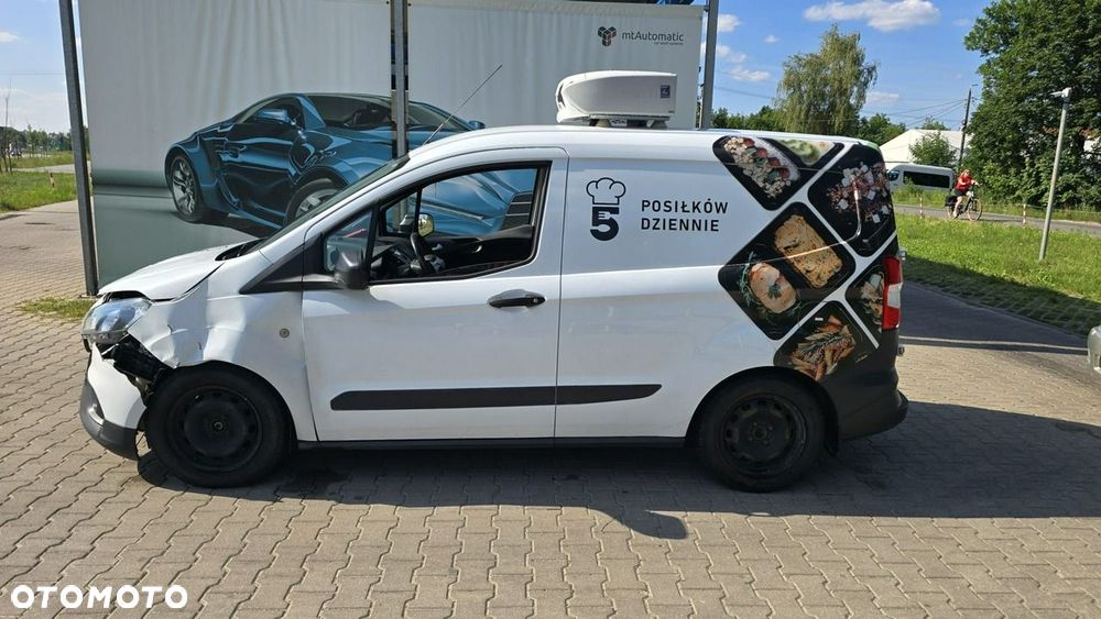 Ford Transit Courier - 7