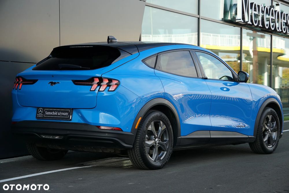 Ford Mustang Mach-E - 5