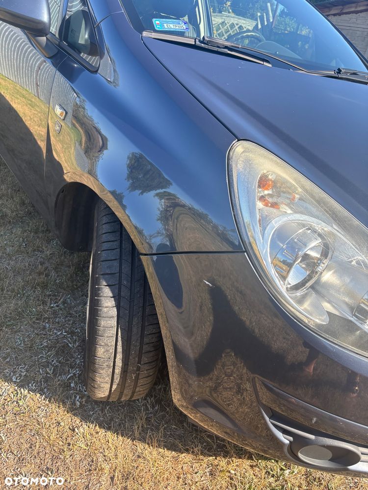 Opel Corsa - 4