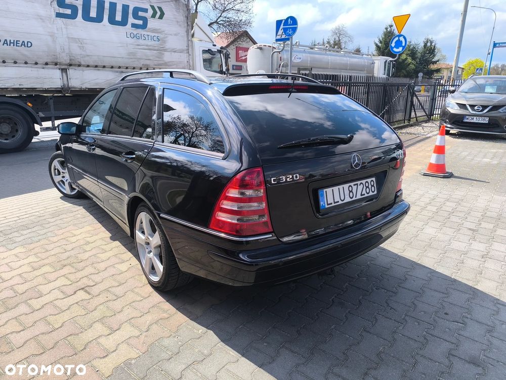 Mercedes-Benz Klasa C - 21