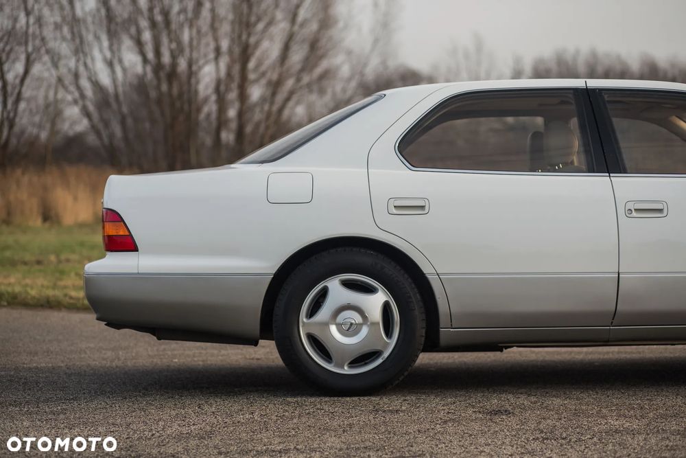 Lexus LS 400 - 8
