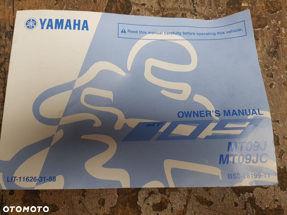 Książka manual instrukcja Yamaha MT09 - 2