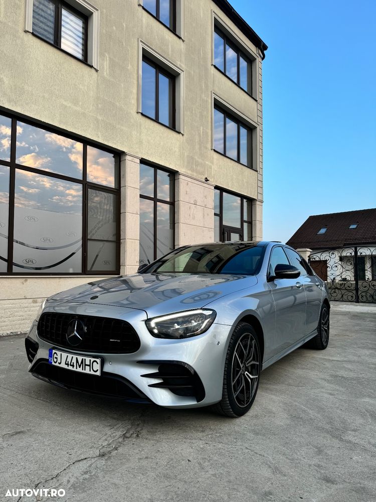 Mercedes-Benz E 300 de 4Matic 9G-TRONIC AMG Line - 2