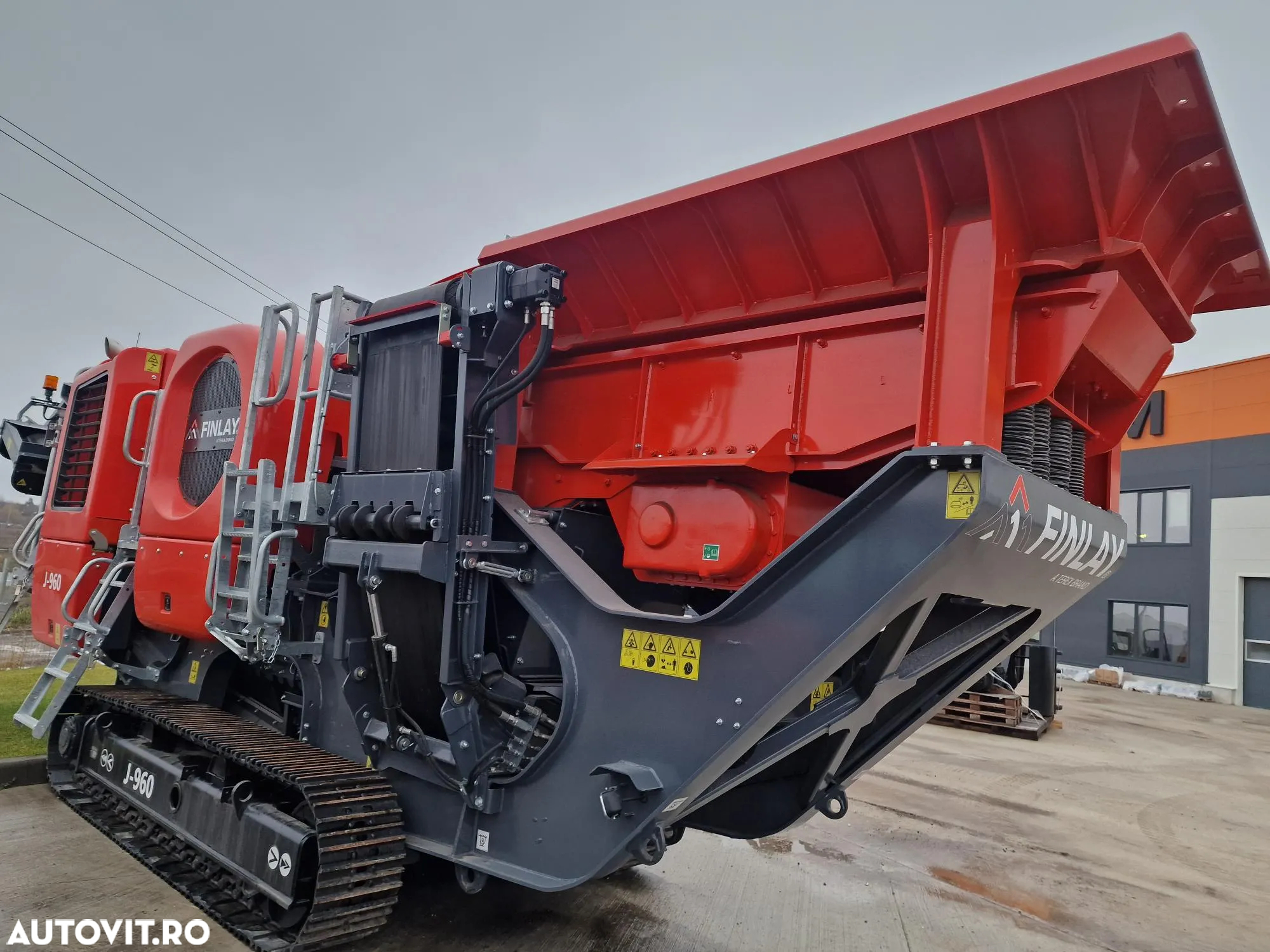 Terex Concasor mobil 28t, FINLAY J960, Cuva 0,9x0,.6m volum 3,6mc, motor CAT 175CP, banda magnetica, GARANTIE, posibilitate leasing 5 ani, PROMOTIE 329.000 EUR+Tva - 11