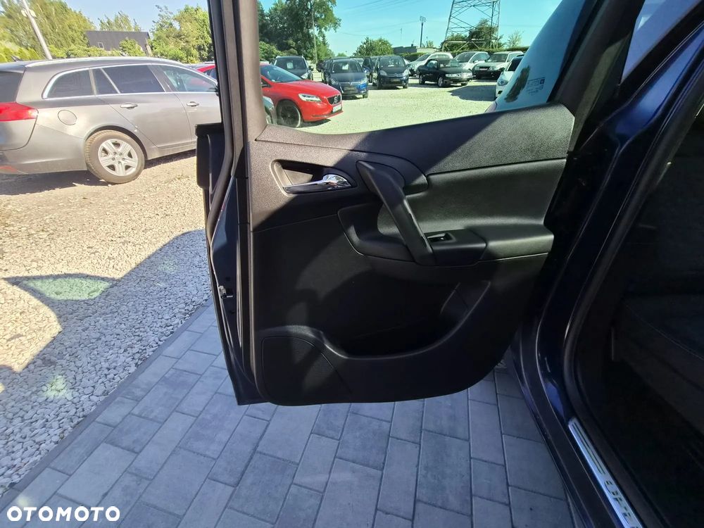 Opel Meriva 1.4 Color Edition - 24
