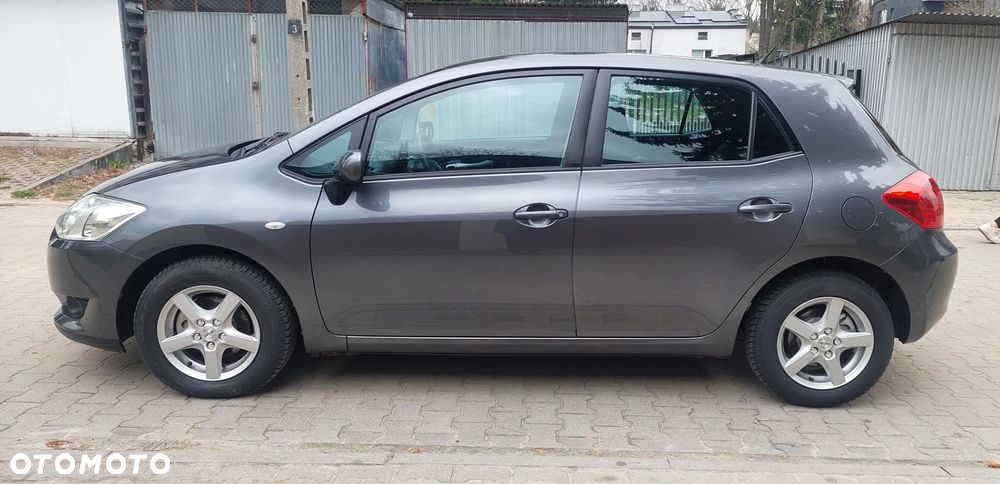 Toyota Auris 1.4 D-4D - 8