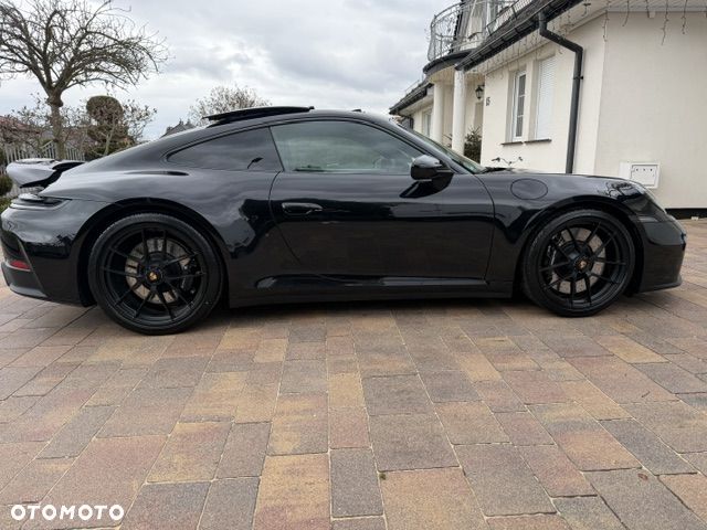 Porsche 911 Carrera GTS PDK - 10