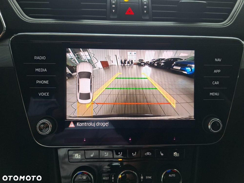 Skoda Superb 2.0 TSI Ambition DSG - 29