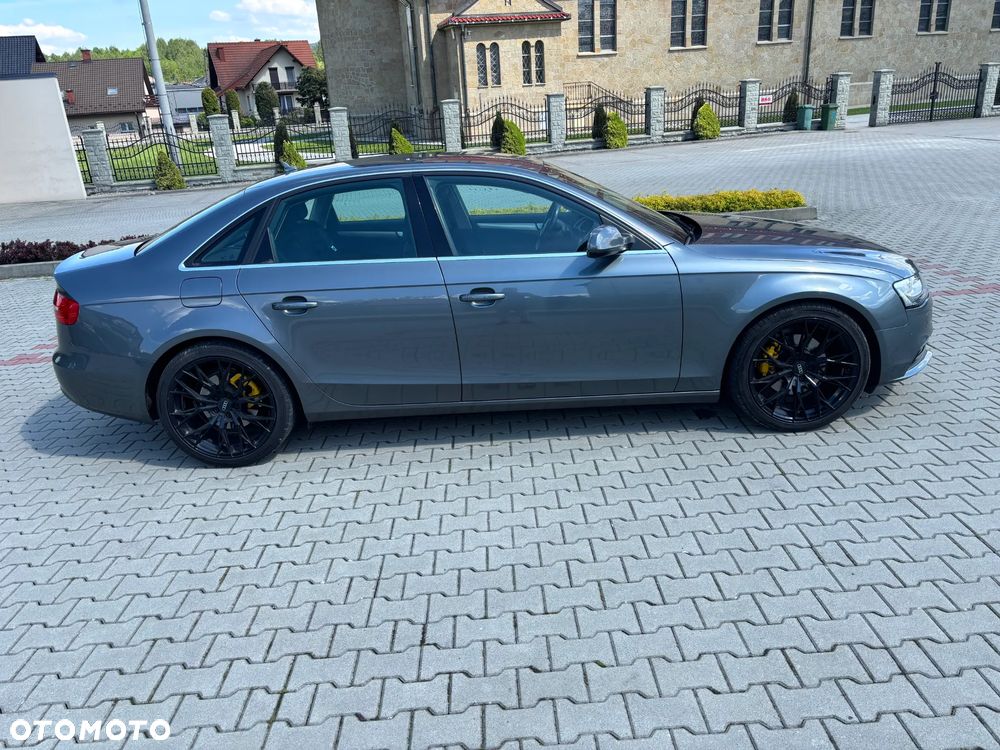 Audi A4 Limousine 2.0 TDI DPF multitronic Ambition - 4