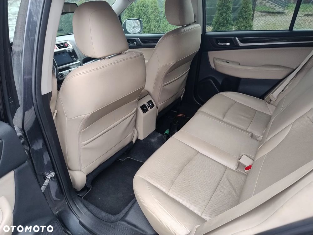 Subaru Outback 2.0D Exclusive Lineartronic - 21