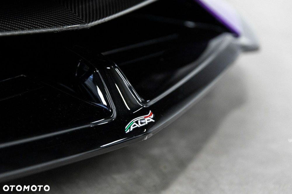 Lamborghini Aventador - 19