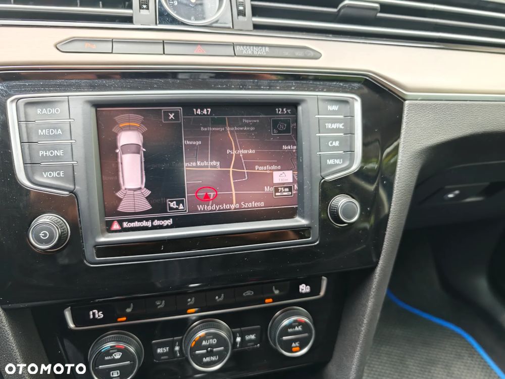 Volkswagen Passat 1.8 TSI BMT Highline DSG - 9