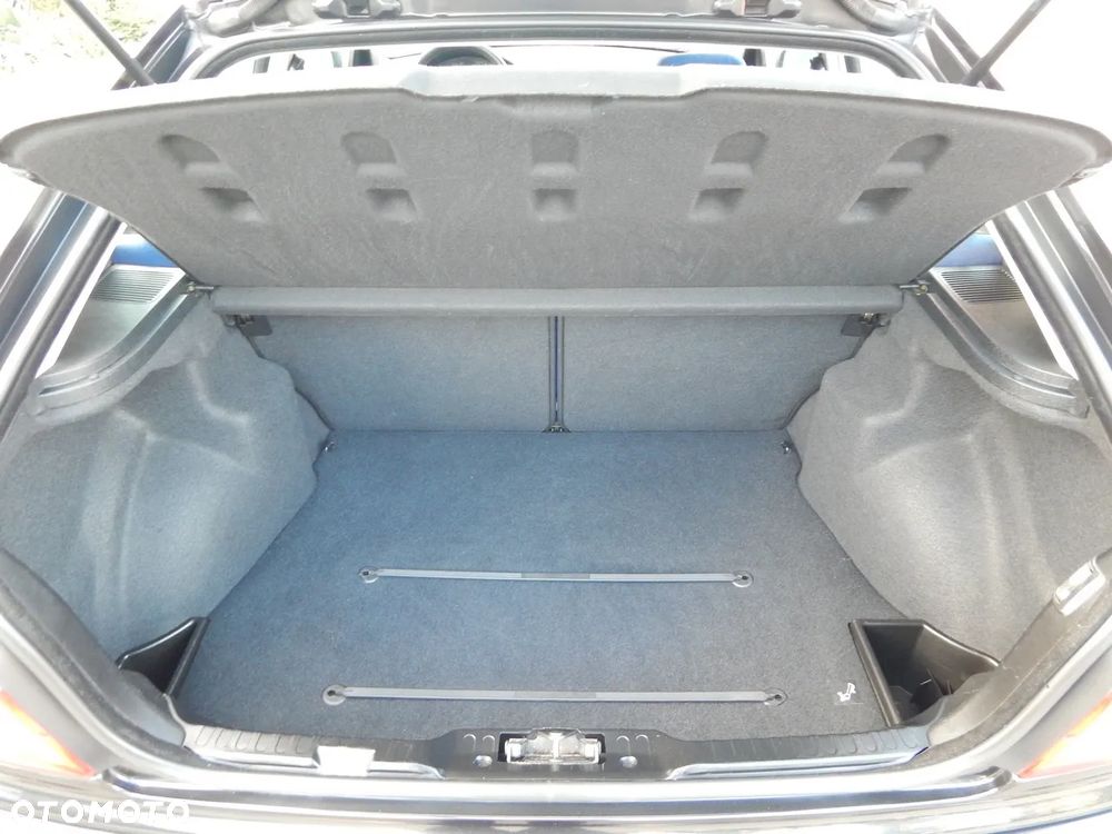 BMW Seria 3 - 18