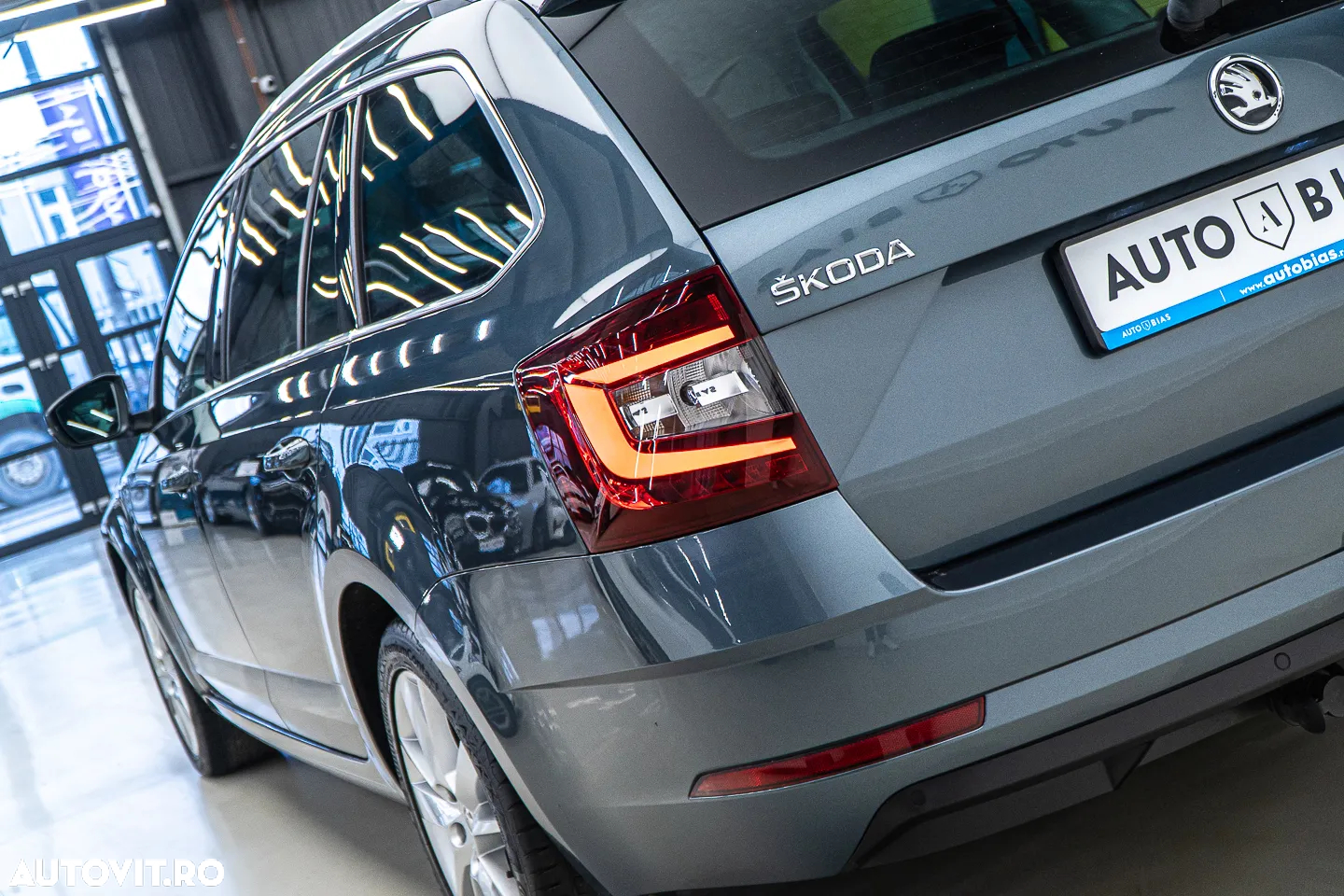 Skoda Octavia Combi 1.0 TSI DSG Style - 30