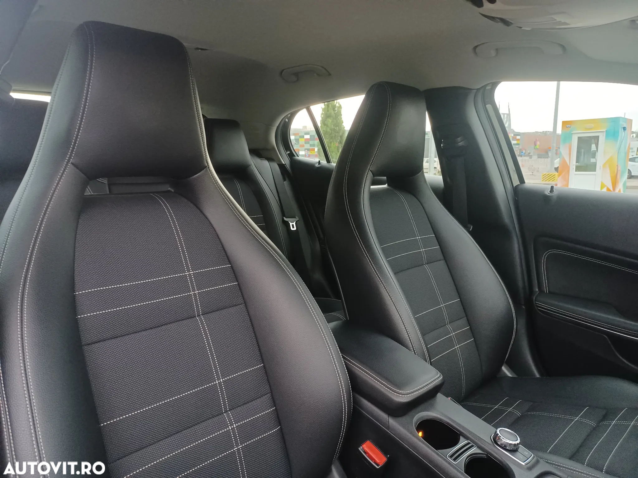 Mercedes-Benz GLA 180 (CDI) d 7G-DCT - 23